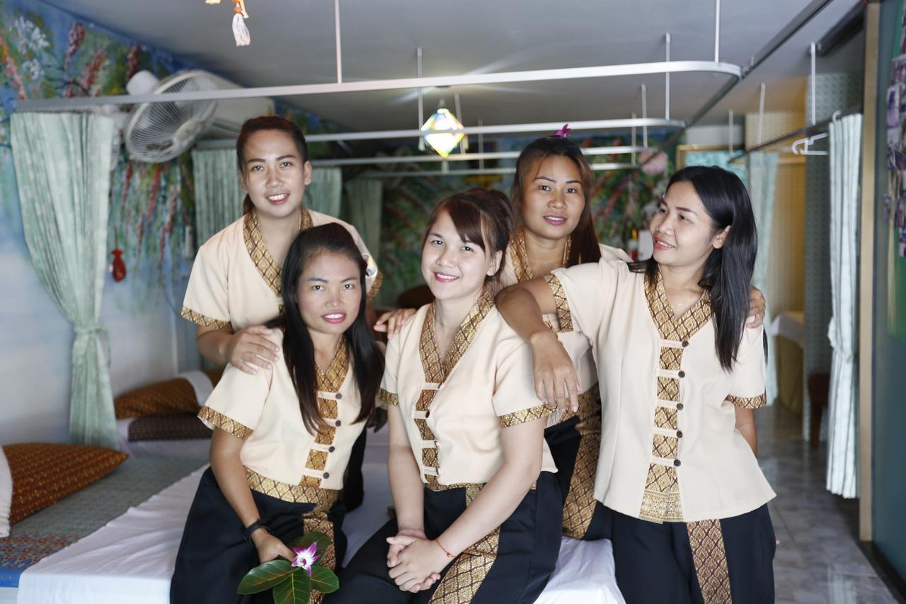 Baan Kamala Fantasea Hotel Bagian luar foto